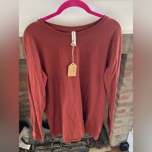 Zenana Outfitters‎ NWT Long Sleeve Plaid Rust Top Great for Printing on​​